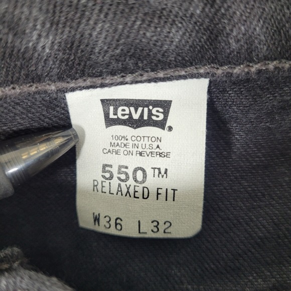 Vintage Levi's 550 Jeans Men's 36x32 Black Denim Straight Leg Relaxed Fit‎ USA - Picture 8 of 10